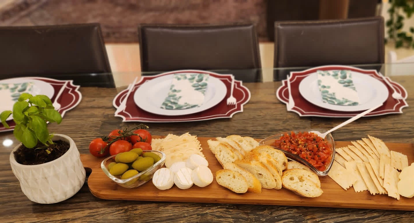 VINTAGE FRAME RED FABRIC TEXTURE LOOK PLACEMAT