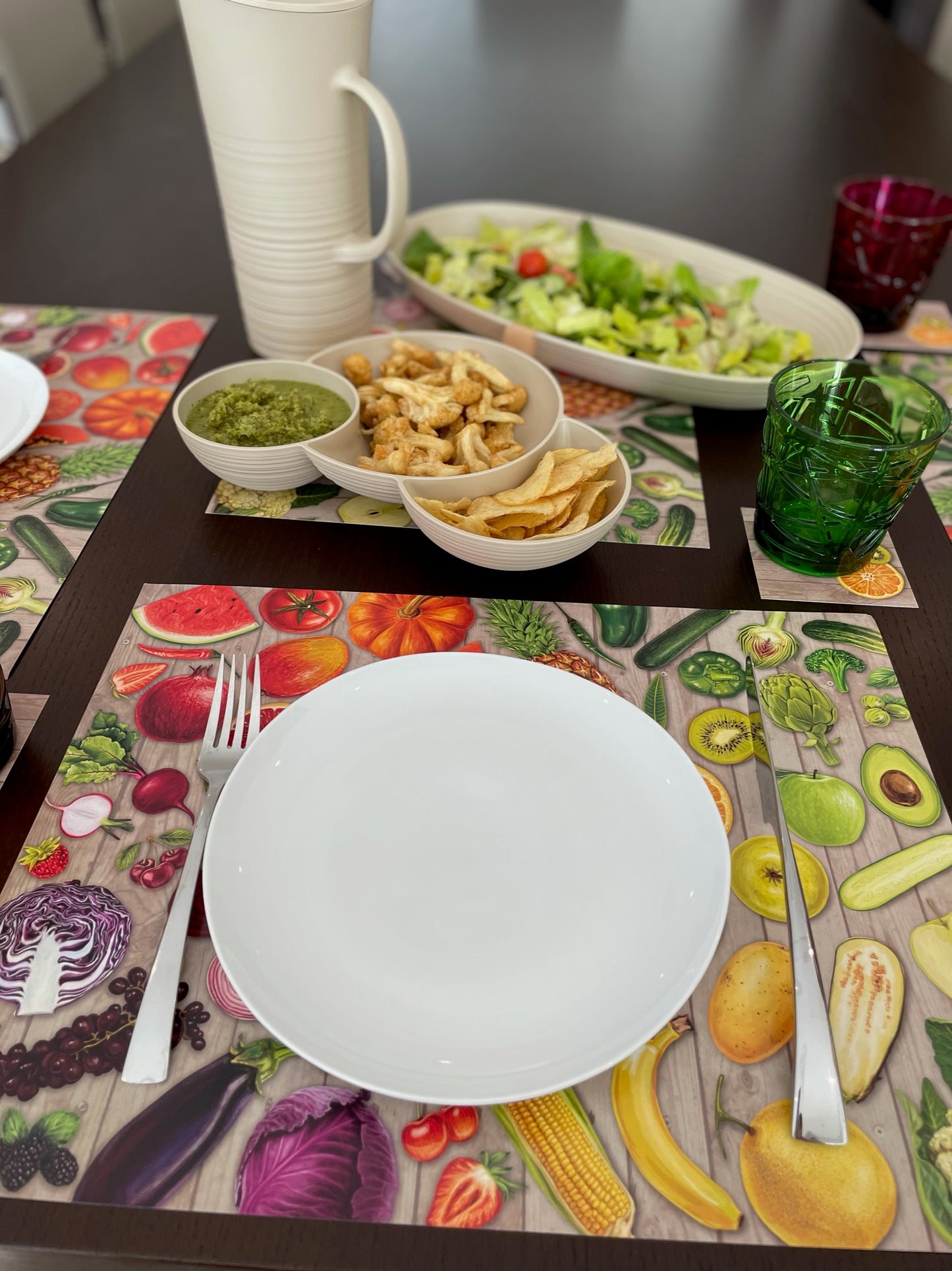 VEGGIES AND FRUITS PAPER PLACEMAT