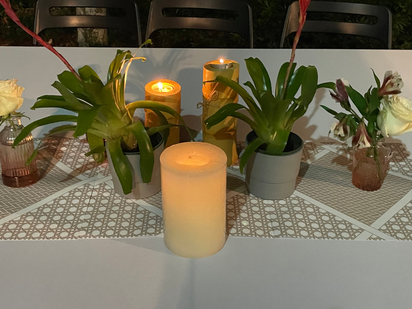 RATTAN DIAMONDS PAPER PLACEMAT