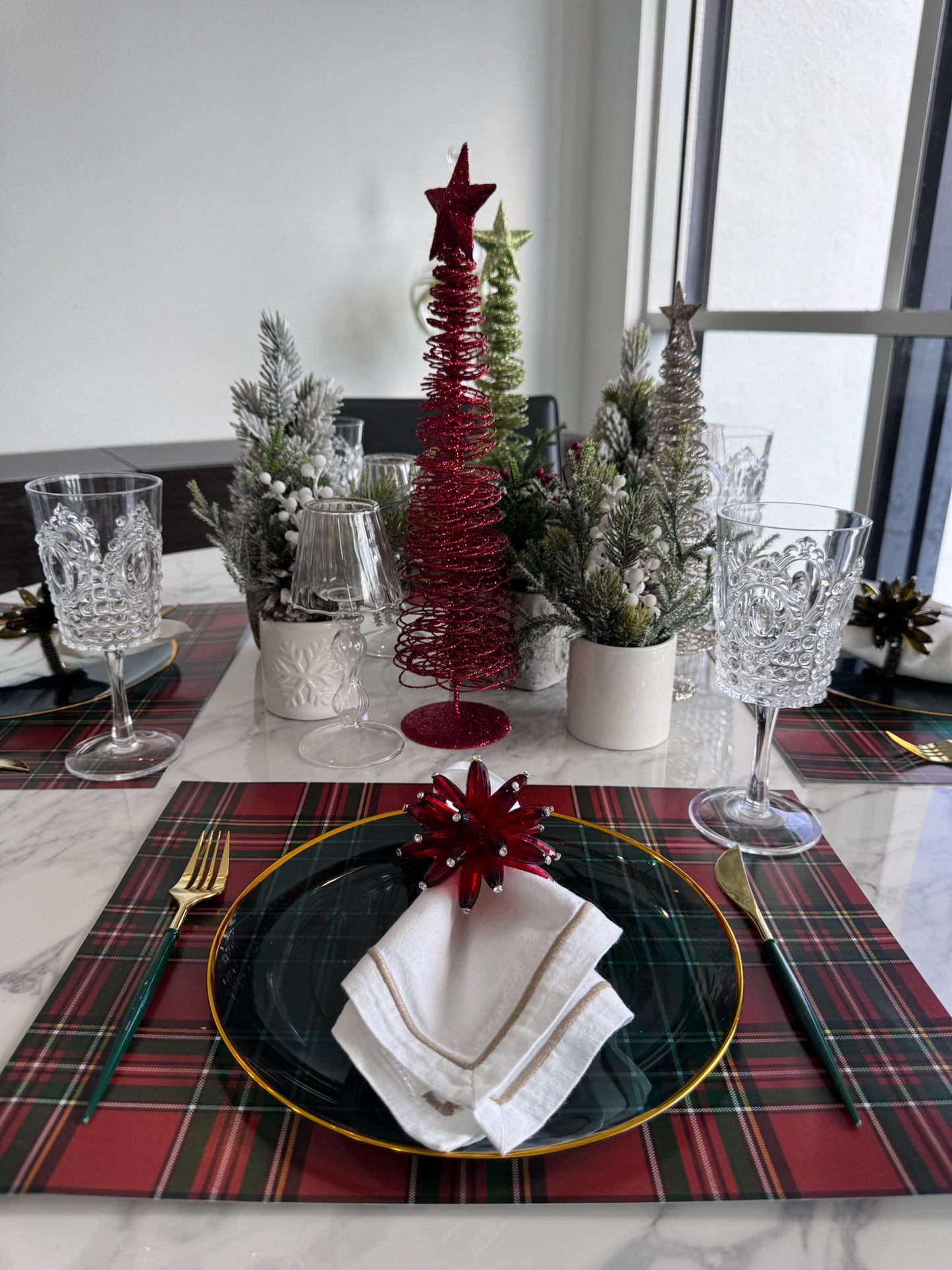 Christmas Plaid Paper Placemat — Set of 12 with Matching Coasters