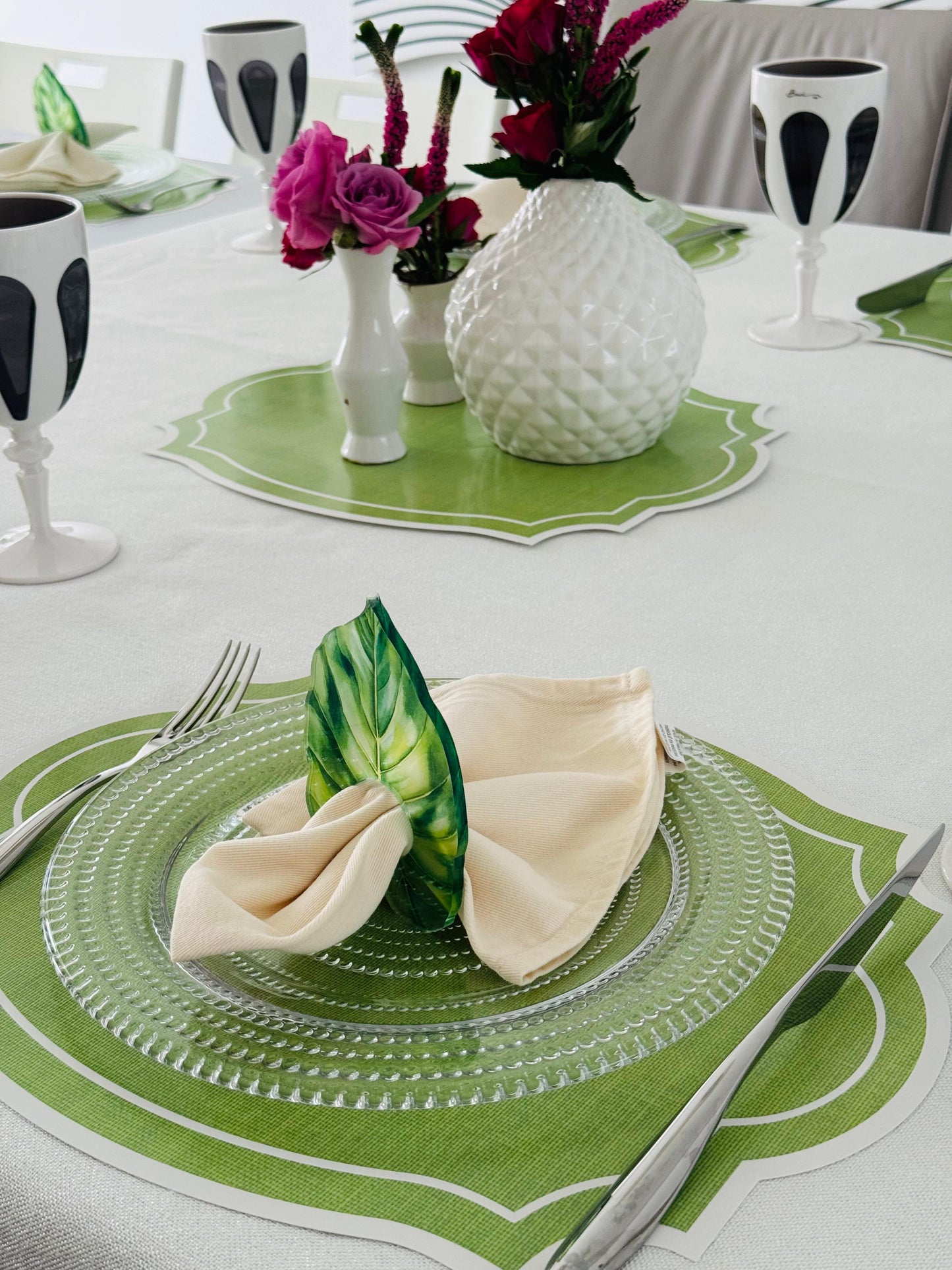 VINTAGE FRAME GREEN BURLAP TEXTURE LOOK PLACEMAT