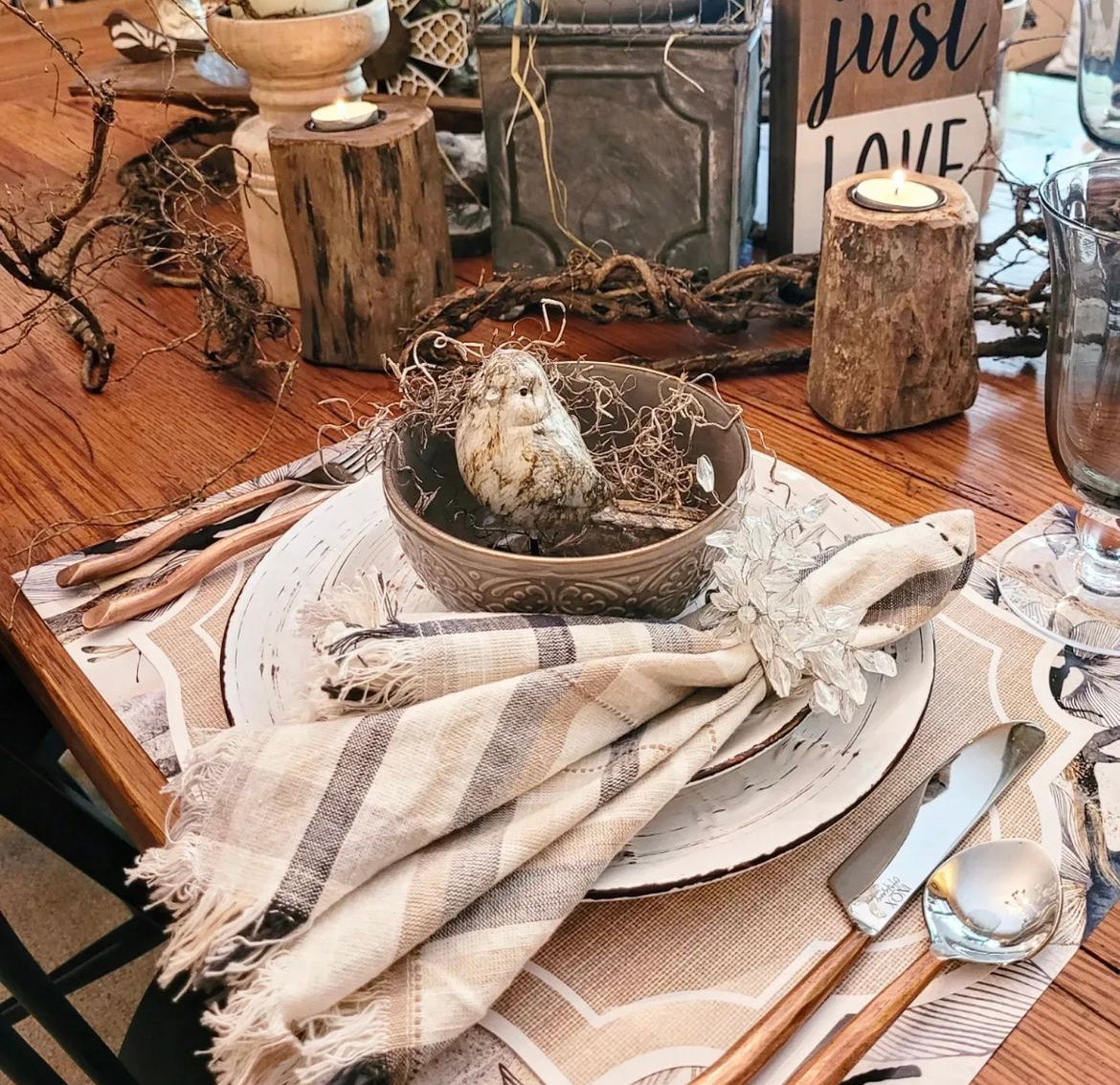 Vintage Frame Linen Look Paper Placemat — Set of 12 with Matching Coasters